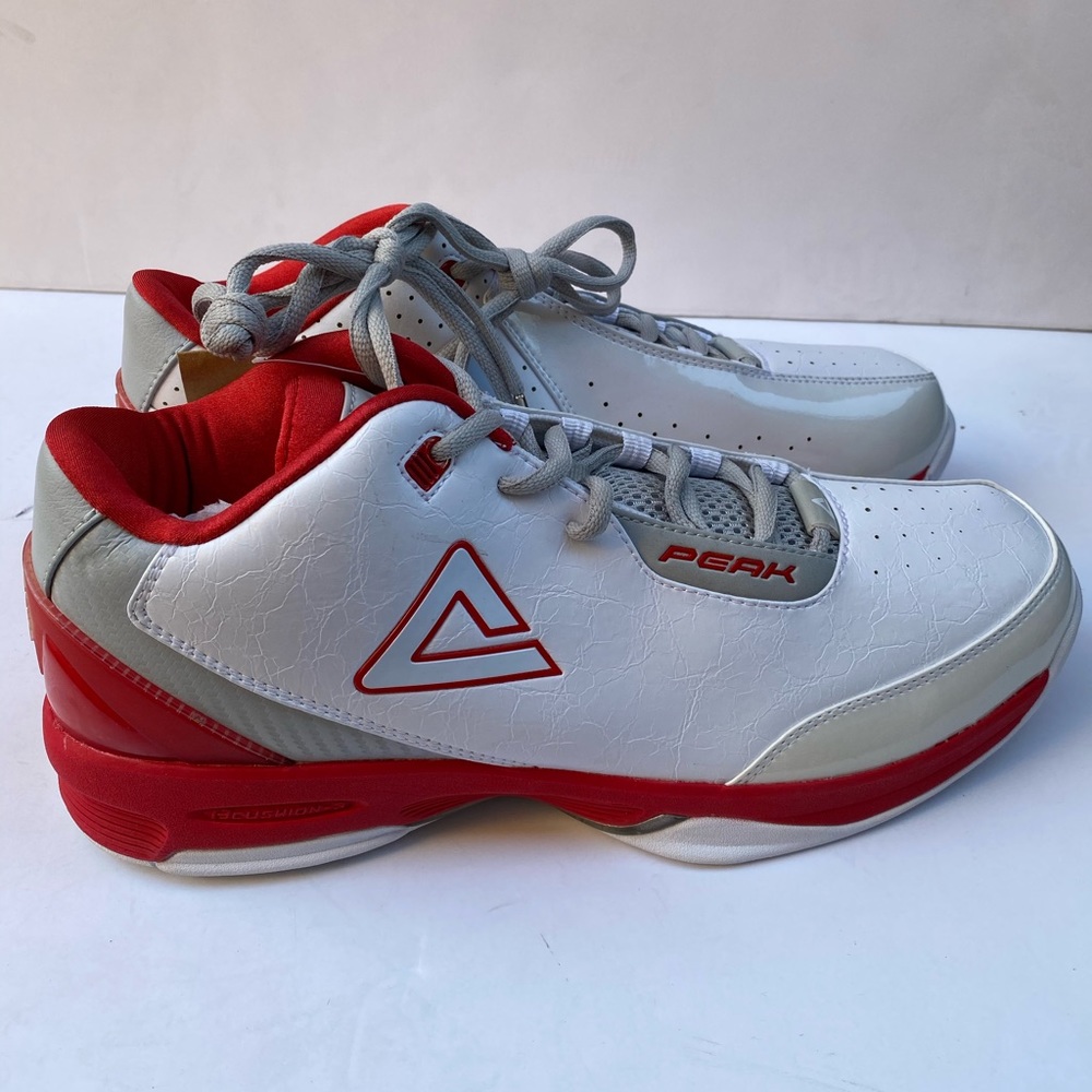 PEAK MEN’S BASKETBALL SHOES NEW Without box